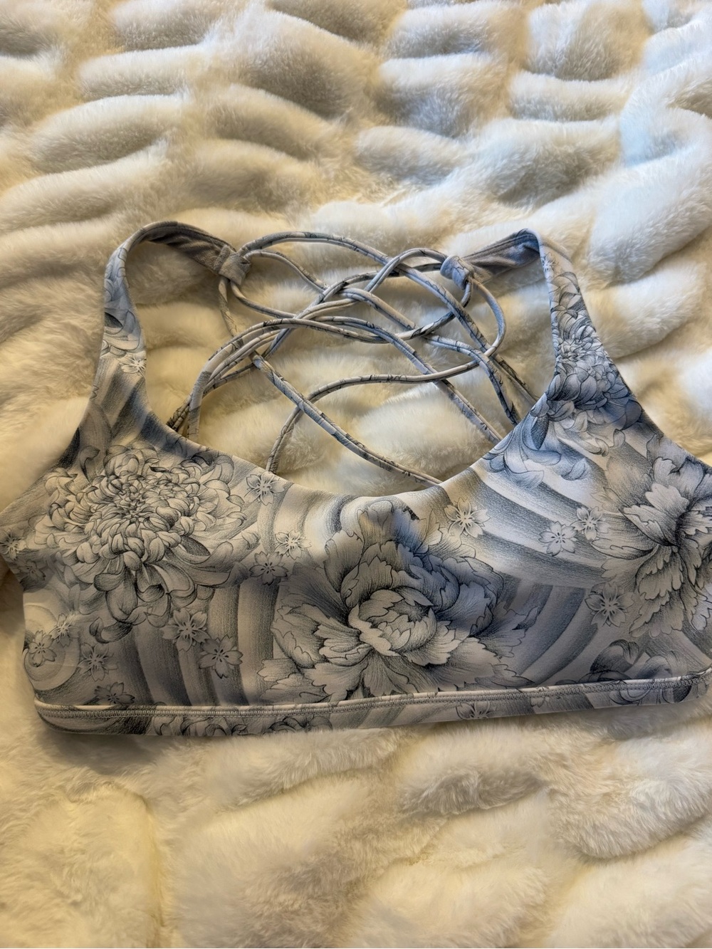 Lululemon Floral Crisscross Sports Bra - Light Gray size 8